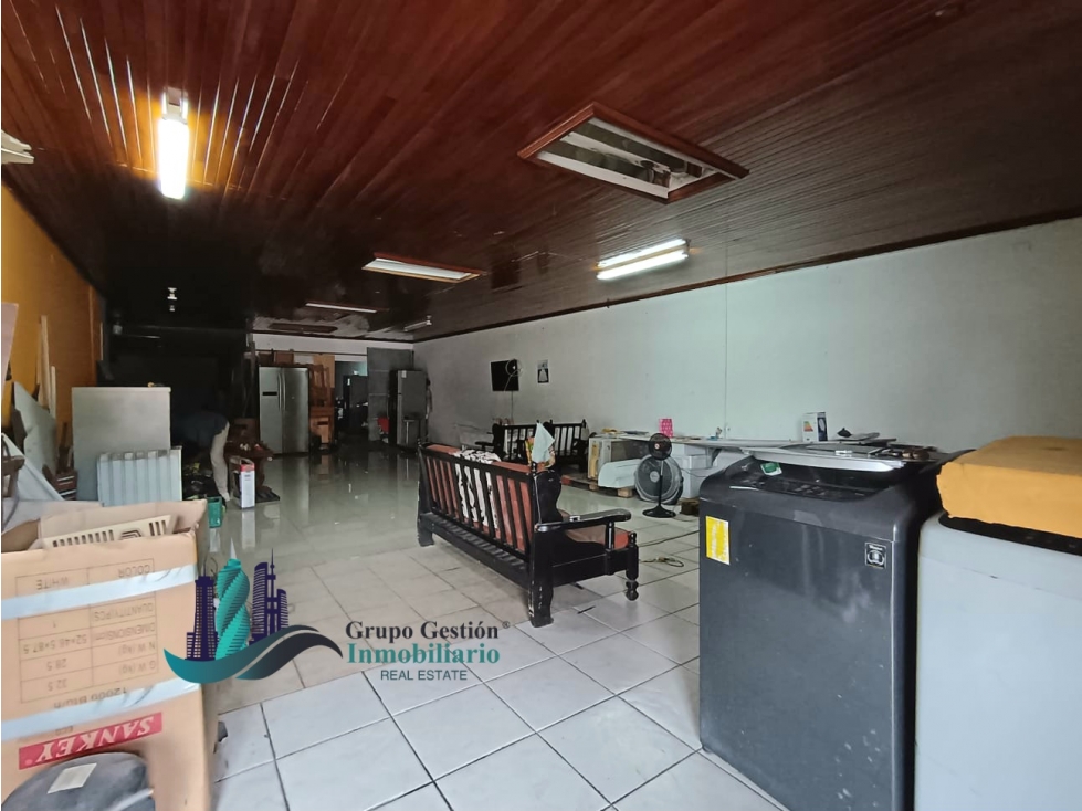 ALQUILER DE LOCAL DE 220 M2 EN SAN MATEO - 6