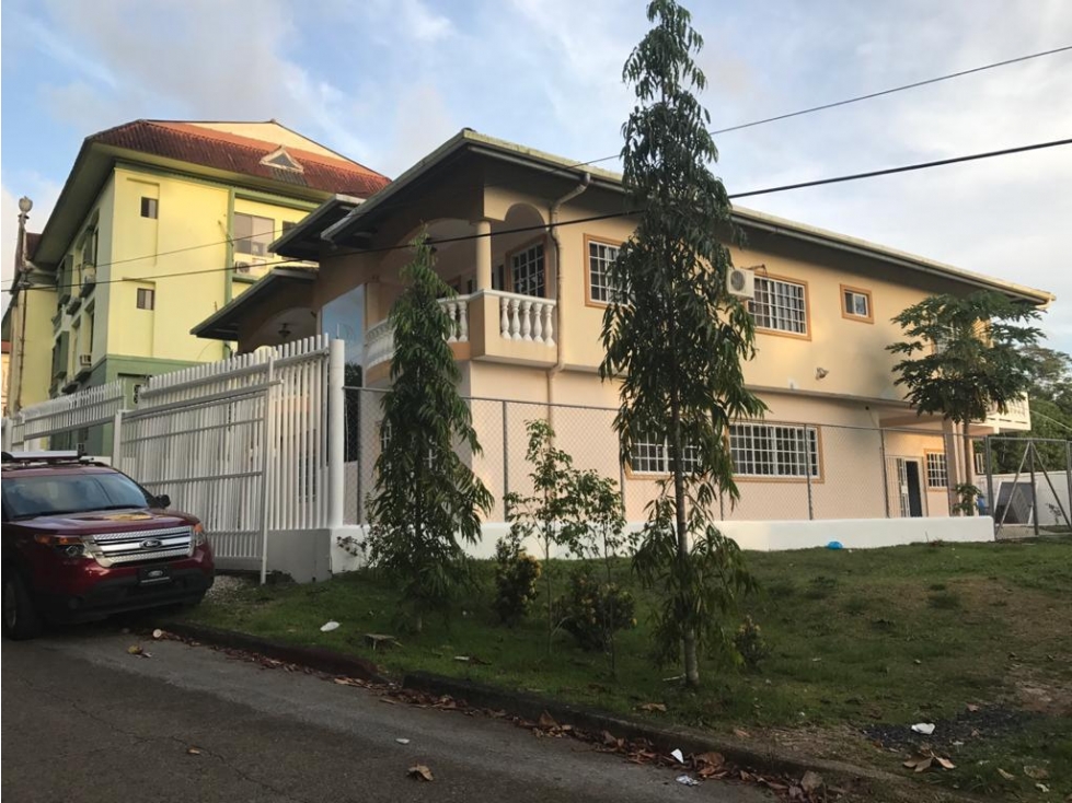 ALQUILER CASA DUPLEX COLON BARRIADA ESPINAR 4 REC 350MTS2 RTC - 2