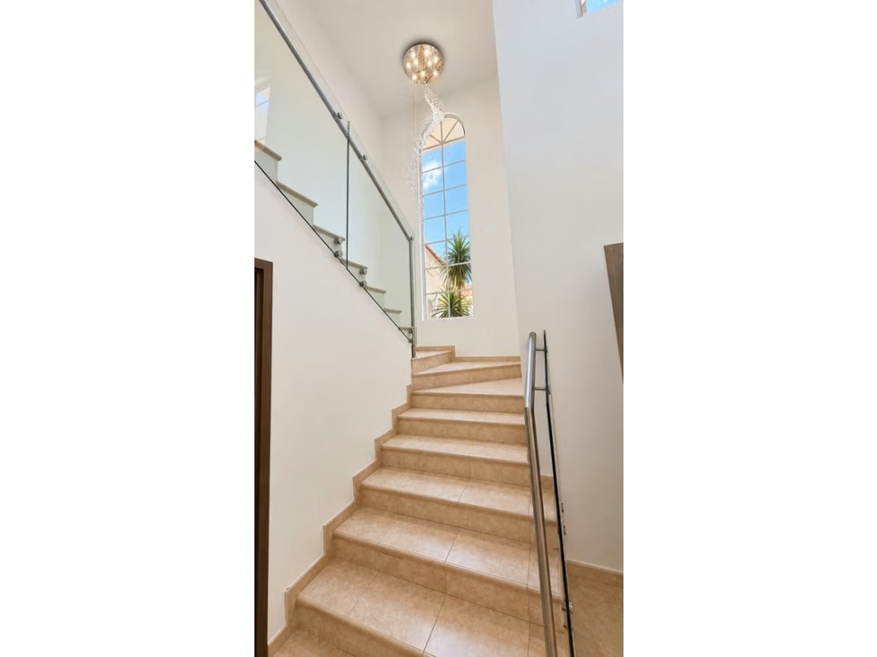 ALQUILER CASA COSTA DEL ESTE 535M2 PALMERAS DEL ESTE MLD — foto 5