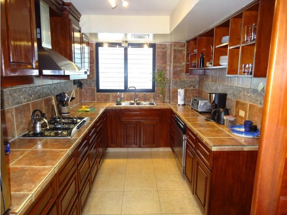 VENDE APARTAMENTO PH VISTA DEL ESTE (URRACA) - 3