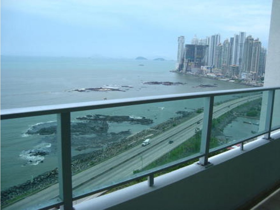 SE VENDE O ALQUILA PENTHOUSE AMOBLADO PH TERRASOL
