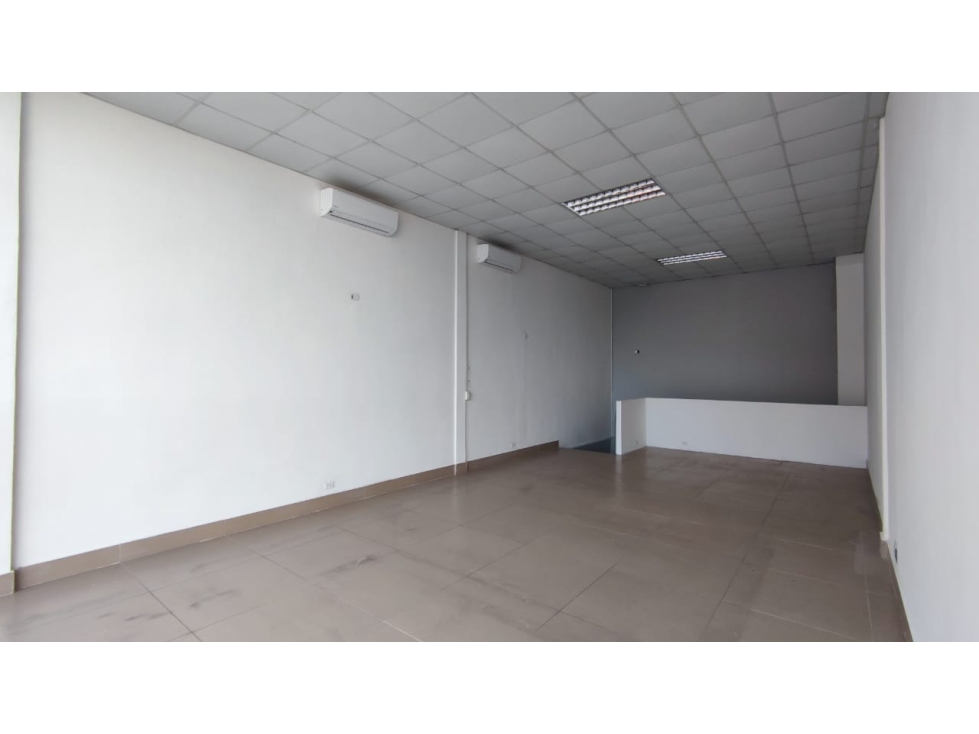 ALQUILER/VENTA LOCAL COMERCIAL PLANTA BAJA SAN FRANCISCO PLAZA 68 - 5