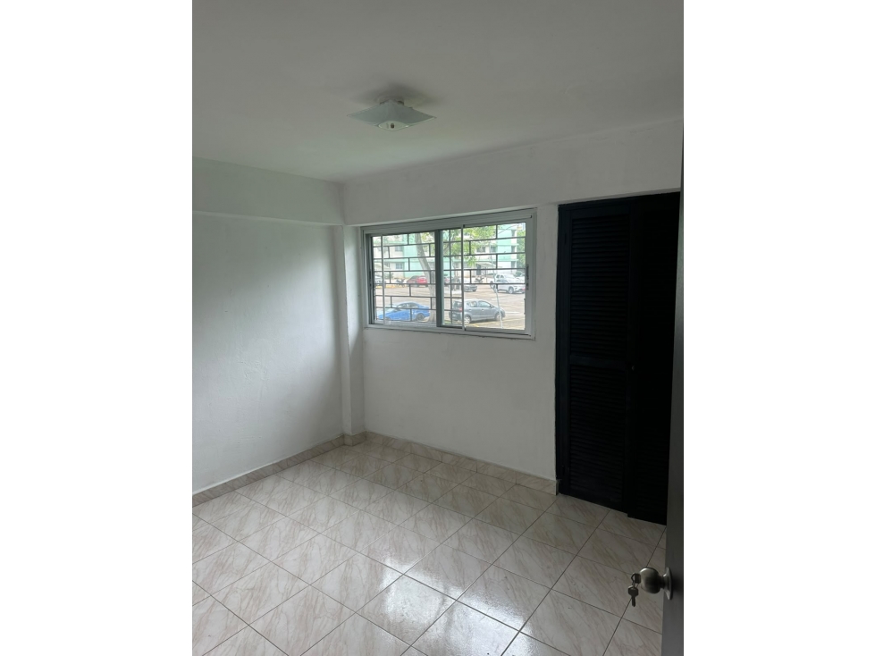 ALQUILER DE APARTAMENTO EN LA LOCERIA A.Q. — foto 4