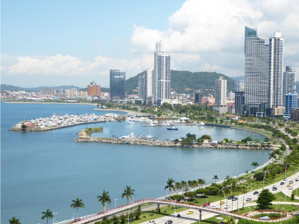 APARTAMENTO AMOBLADO DE LUJO 350 M2 EN AVENIDA BALBOA 4 REC 4 BAÑOS — foto 4