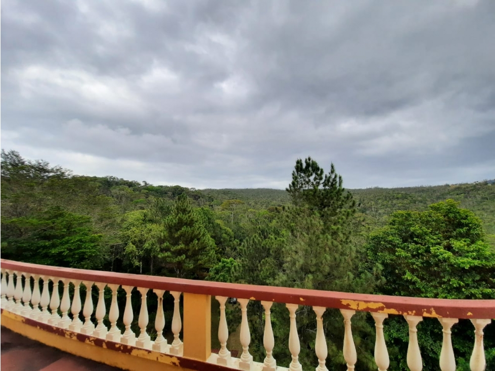 CASA ALTOS DE CERRO AZUL 1800 M2 4 RECÁMARAS - 4