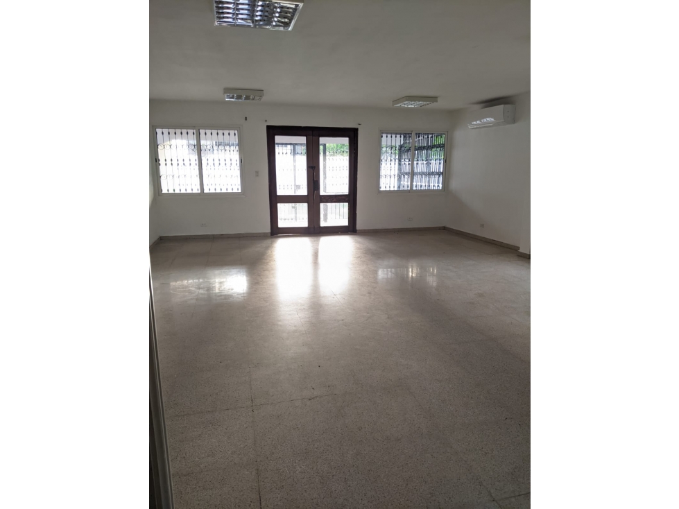 CASA COMERCIAL 410 m2 DE TERRENO EN OBARRIO - 2