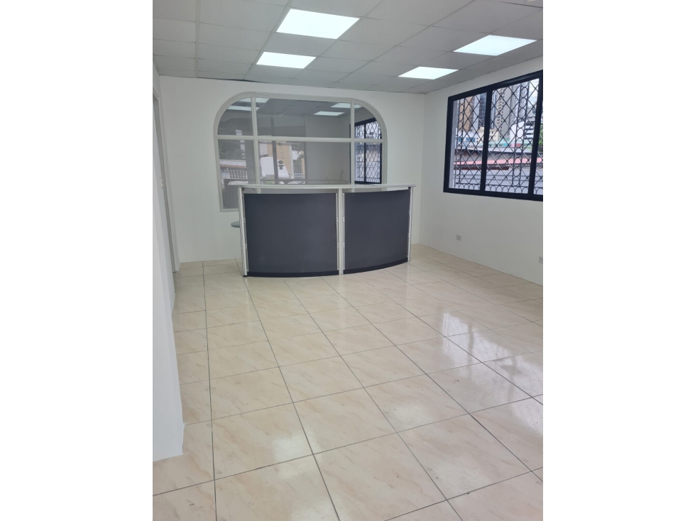 ALQUILER OFICINA CON BODEGA COMERCIAL VIA ESPAÑA cv - 2