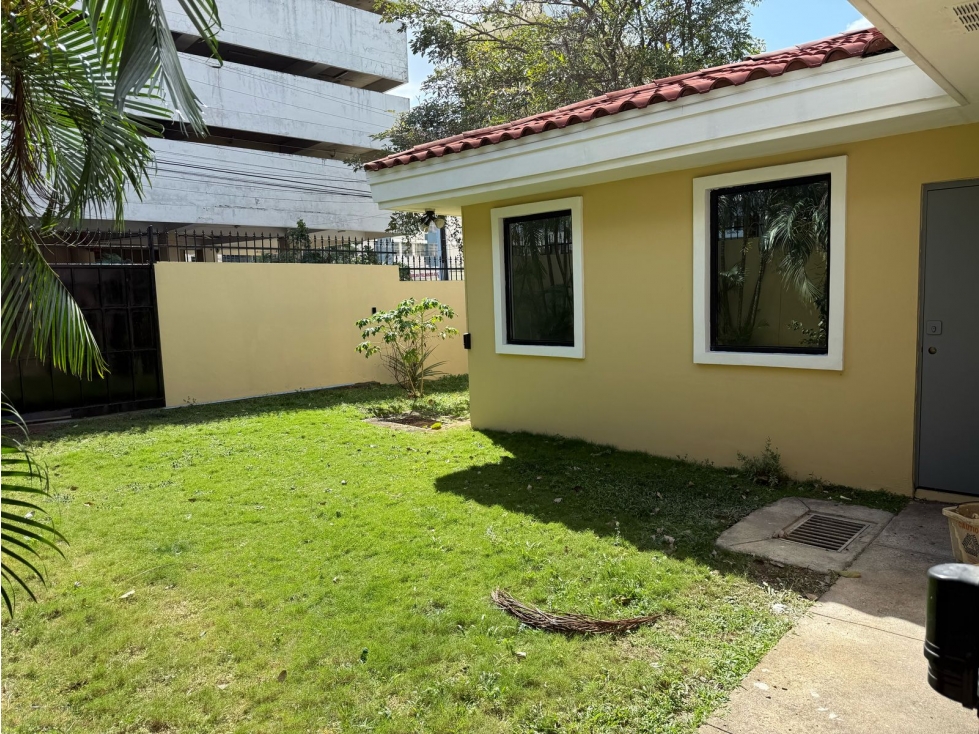 VENTA DE CASA COMERCIAL CON OFICINAS UBICACION EL CARMEN 795mtrs JP - 3
