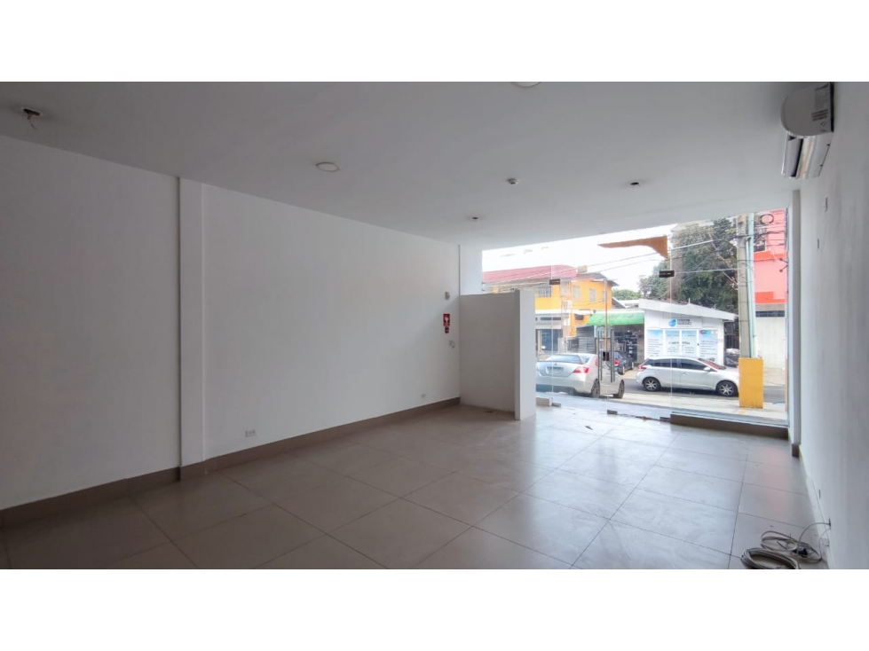 ALQUILER/VENTA LOCAL COMERCIAL PLANTA BAJA SAN FRANCISCO PLAZA 68 - 3