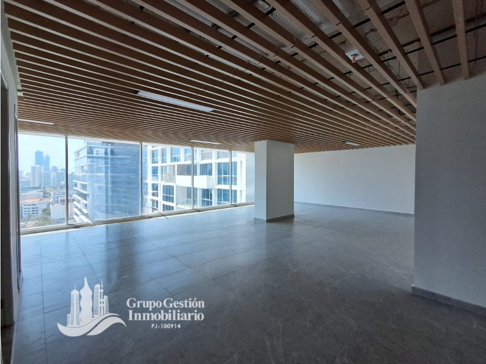 ALQUILER OFICINAS AMPLIAS EN SORTIS OBARRIO