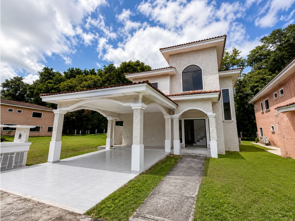 VENTA CASA CLAYTON 517M2 LINEA BLANCA CLAYTON FOREST MLD