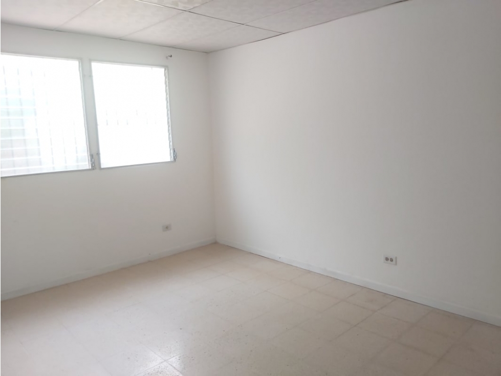 ALQUILER CASA EN BRISAS DEL GOLF, 3 RECAMARAS — foto 4