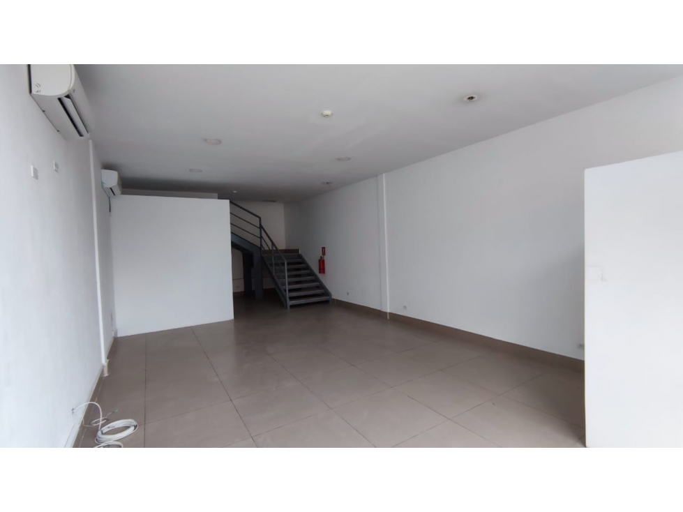 ALQUILER/VENTA LOCAL COMERCIAL PLANTA BAJA SAN FRANCISCO PLAZA 68 - 6