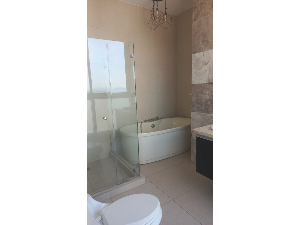 VENTA APARTAMENTO AMOBLADO EN AVENIDA BALBOA PH RIVAGE — foto 6