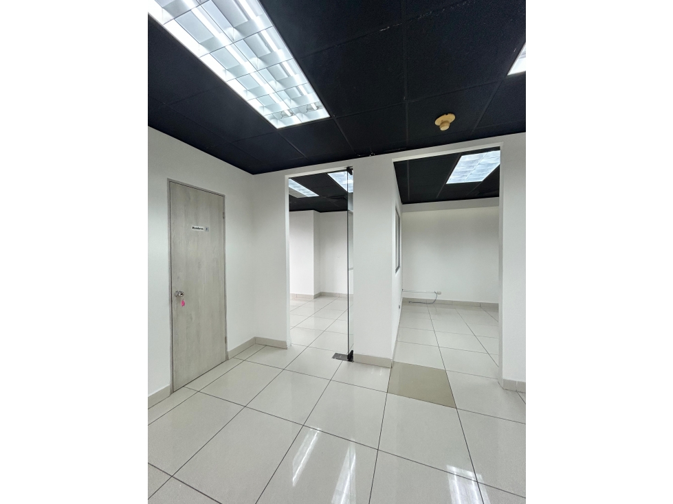 ALQUILER OFICINA 175M2 CALLE 50 PLAZA BANCO GENERAL MTTO INCLUIDO MC — foto 6
