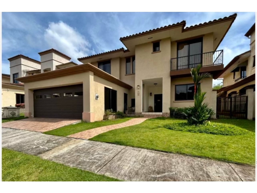 VENTA DE CASA CLAYTON AMOBLADA 545M2 EMBASSY CLUB MLD