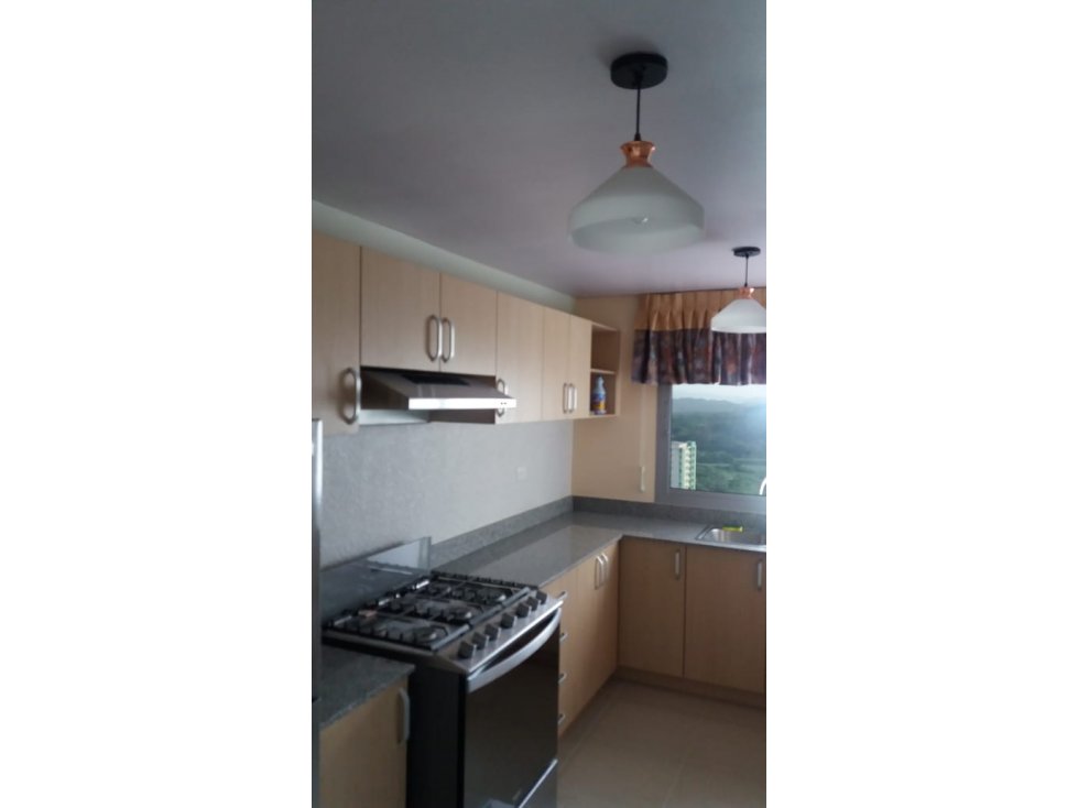 APARTAMENTO L/B CONDADO DEL REY PH ROKAS 3R - 2