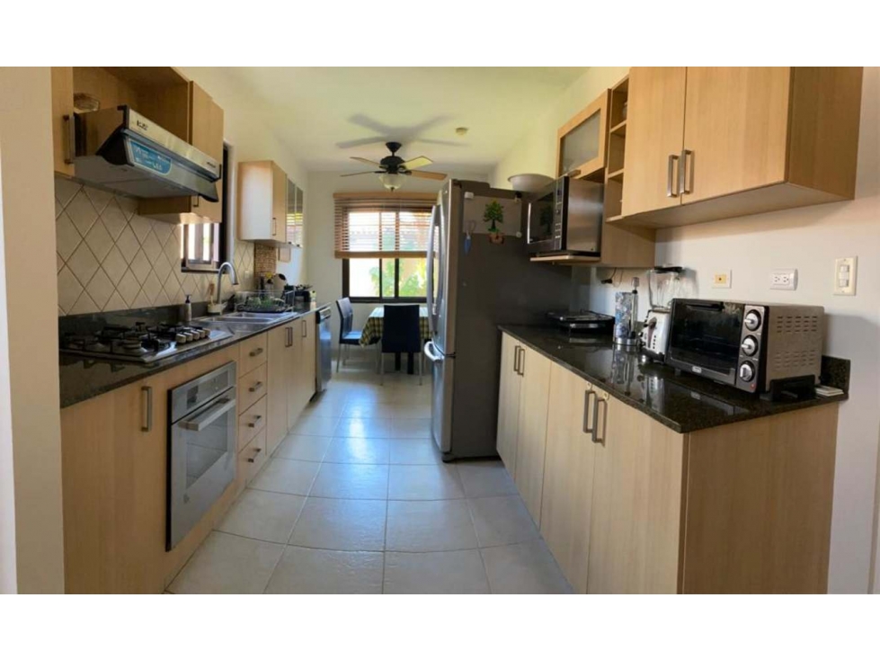 VENTA CASA EN VERSALLES REMODELADA Y FULL AMOBLADA I COSTA SUR — foto 4