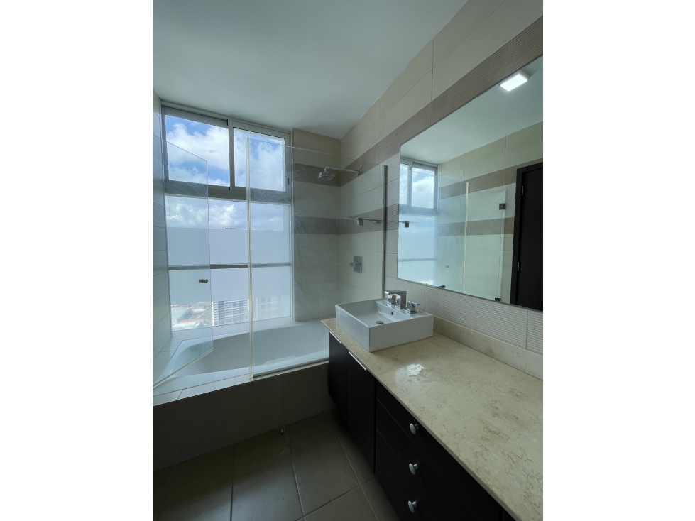 VENTA APARTAMENTO AMOBLADO PISO ALTO COSTA DEL ESTE COUNTRY CLUB — foto 5