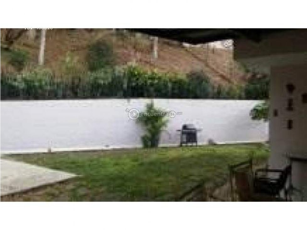 CONDADO DEL REY, VENDO CASA CON AMPLIO TERRENO - 2