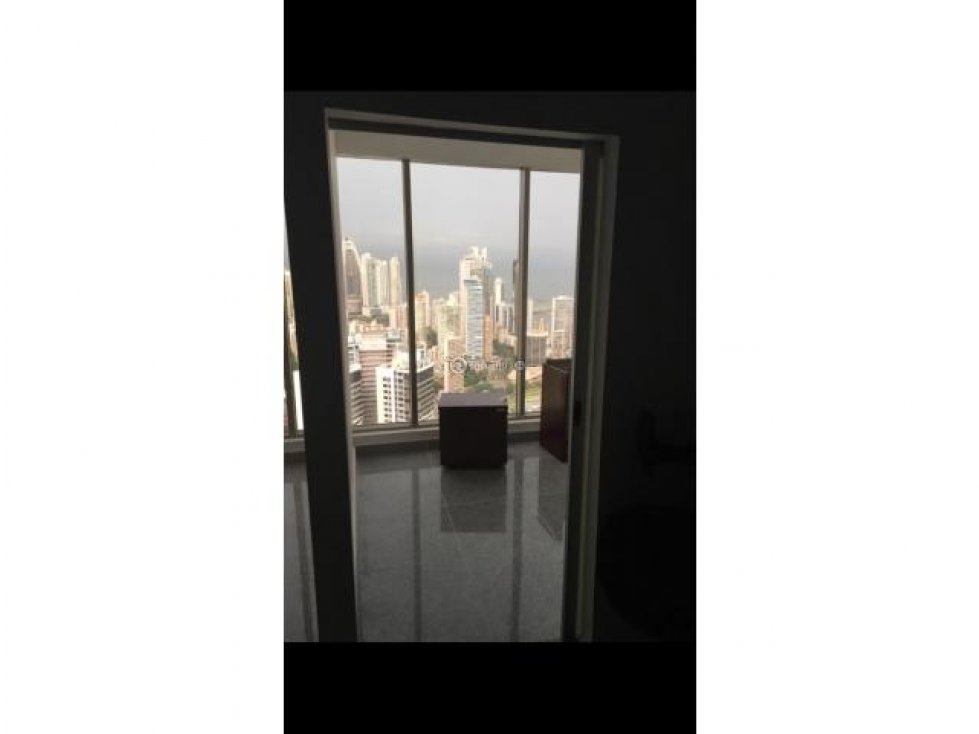 ALQUILO OFICINA 108 MTS2, TORRE BICSA, AV. BALBOA - 5