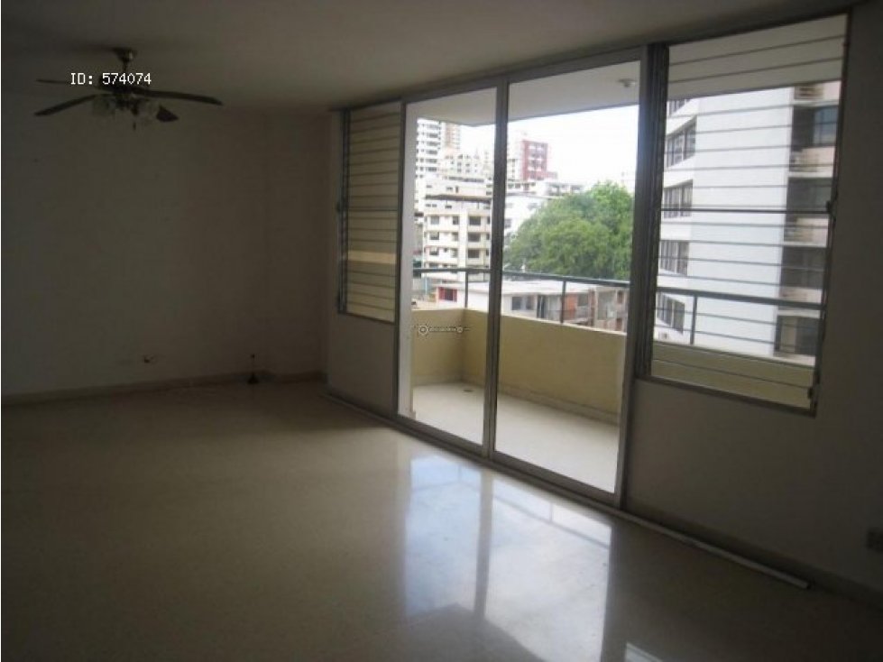 Apartamento en El Cangrejo PH DEL REY - 2