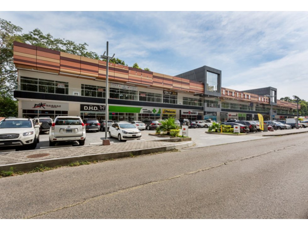 LOCALES COMERCIALES CLAYTON MALL DESDE 100MTS - 2