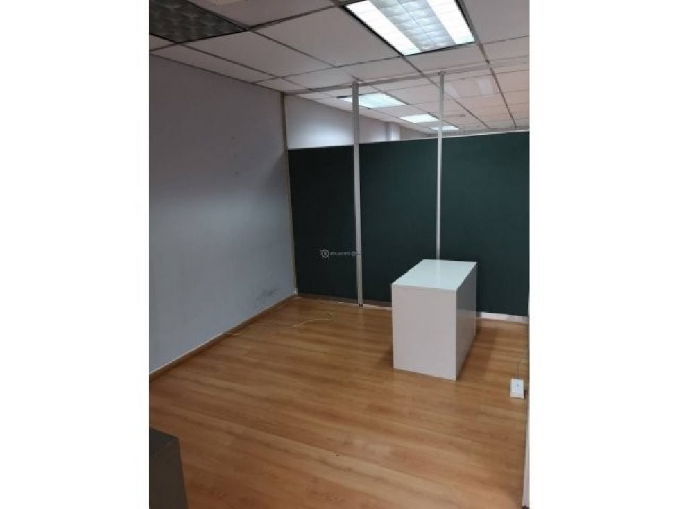 OFICINA AVENIDA BALBOA PH. BAY MALL PLAZA 97M2 - 5