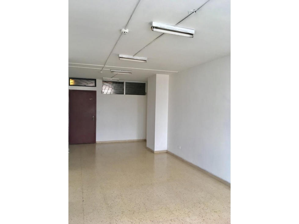 OFICINA 165 m2, FRENTE AL CENTRO COMERCIAL EL DORADO, PLAZA CENTRO - 3