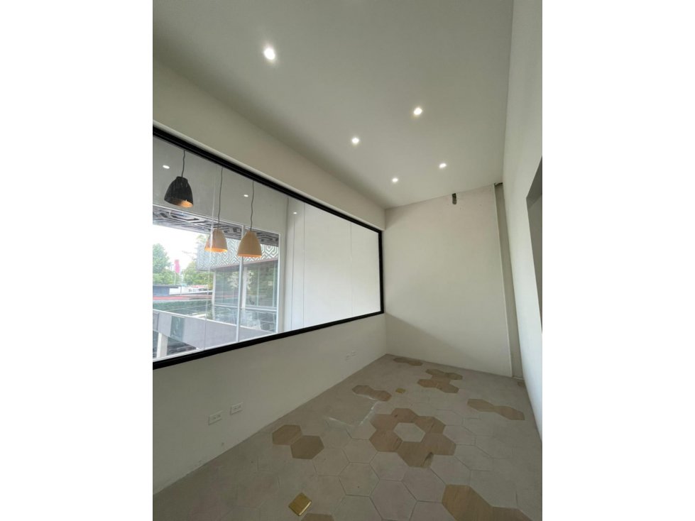 LOCAL DE 106 M2 EN SAN FRANCISCO, EN LA EXCELENTE PLAZA F69 — foto 5