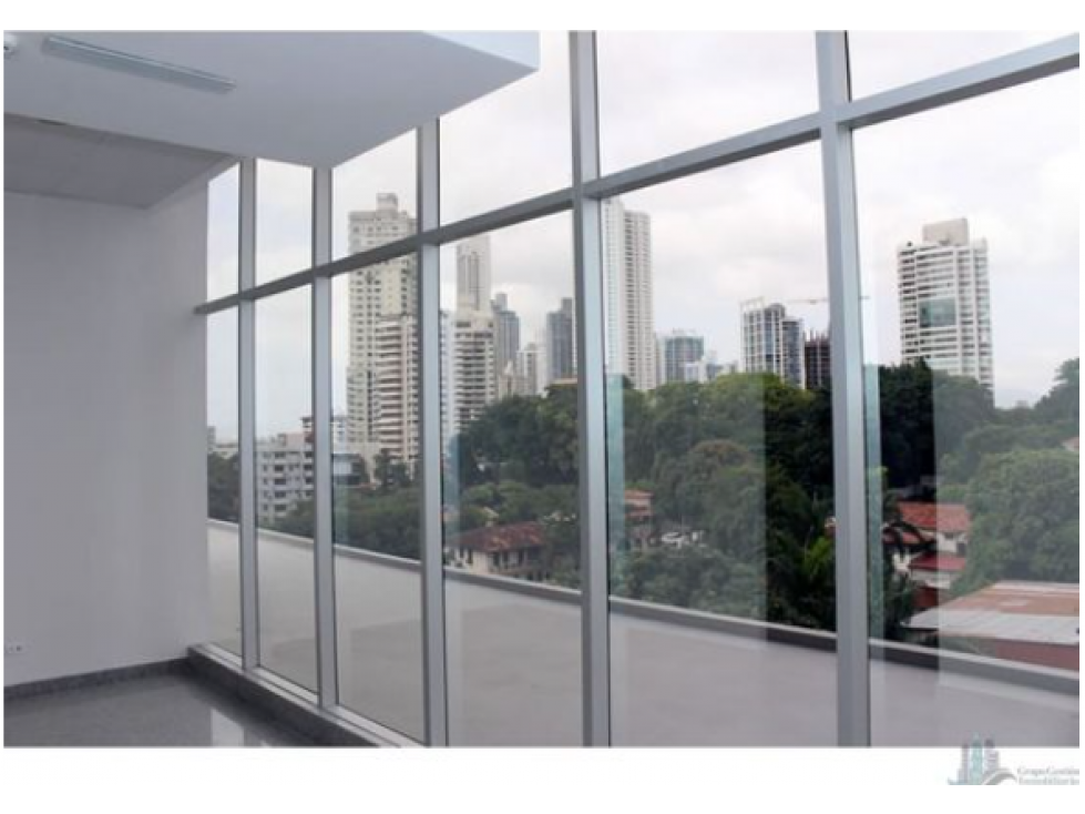 ALQUILER OFICINA AMOBLADA 126+40m2 CALLE 50 HABITATS PLAZA — foto 2