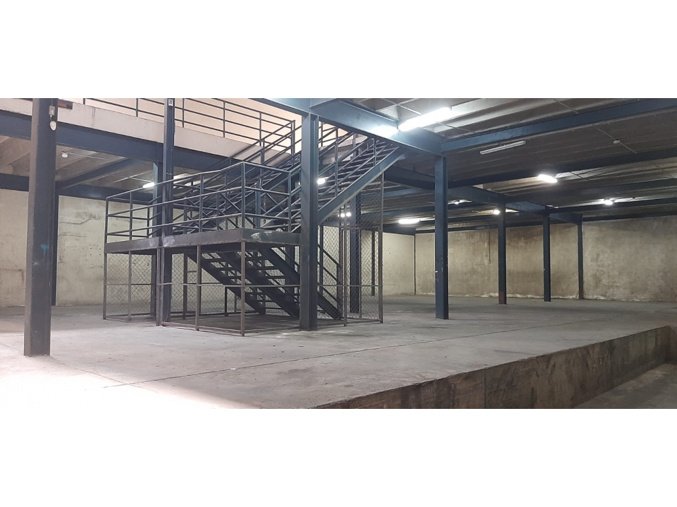 GALERA DE 1250M2, DESARROLLO ALCÁZARES, DETRÁS DEL XTRA LOS PUEBLOS — foto 2
