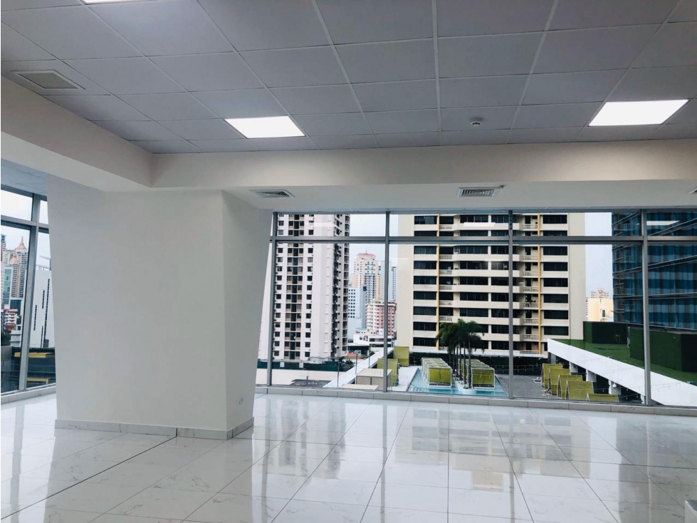 GANGA! OFICINA 105 M2 SORTIS BUSINESS TOWER MTTO INCLUIDO — foto 2