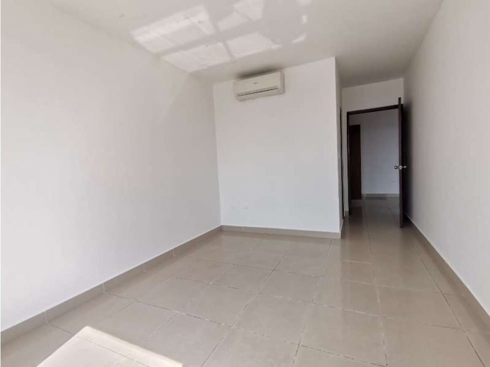 REMATE!! APARTAMENTO DE 243m2 EN OBARRIO — foto 4