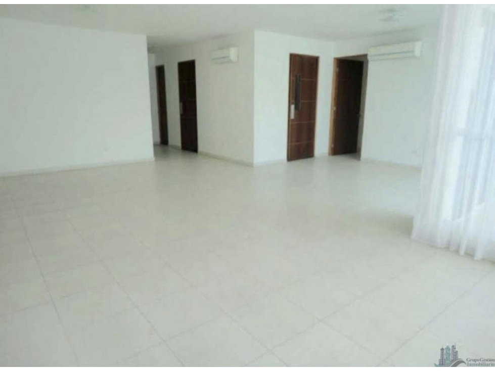 APARTAMENTO 3 RECÁMARAS AV. BALBOA, BELLA VISTA PARK NRR — foto 5