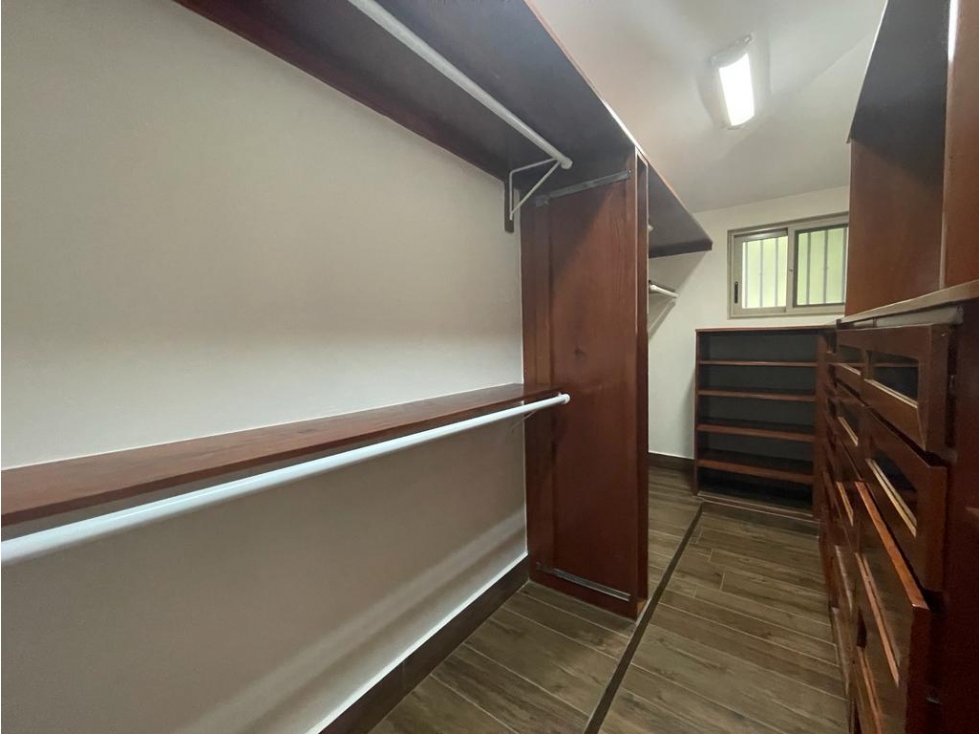 VENTA Y ALQUILER DE CASA CON ÁTICO, EN CLAYTON, EMBASSY GARDENS JP — foto 6
