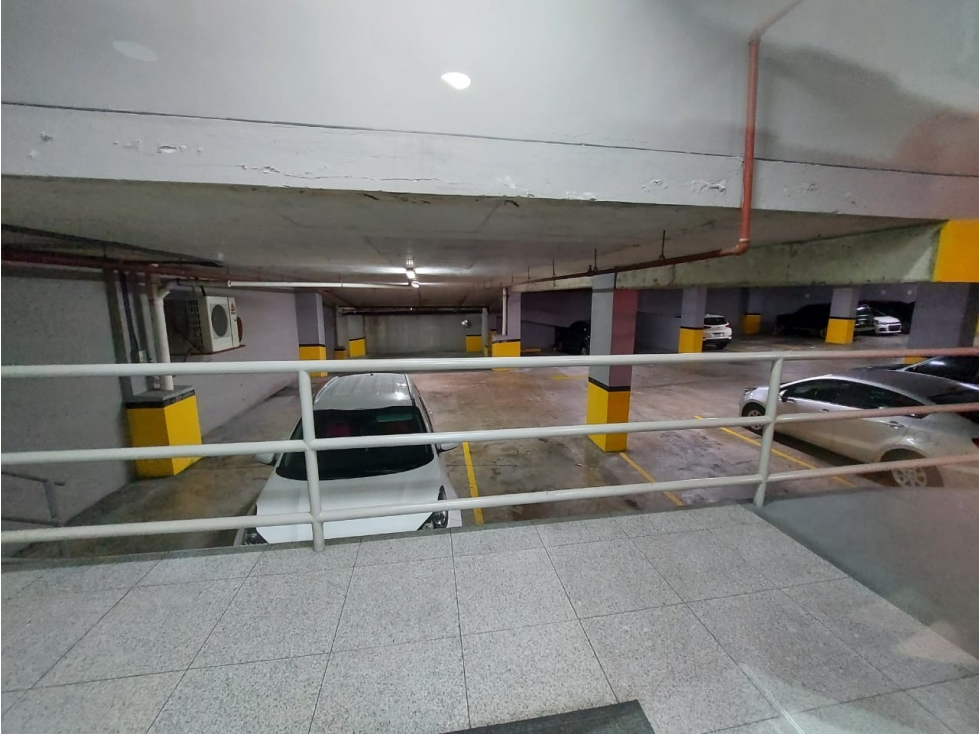 LOCAL COMERCIAL COSTA DEL ESTE PLANTA BAJA EN VIA PRINCIPAL - 6