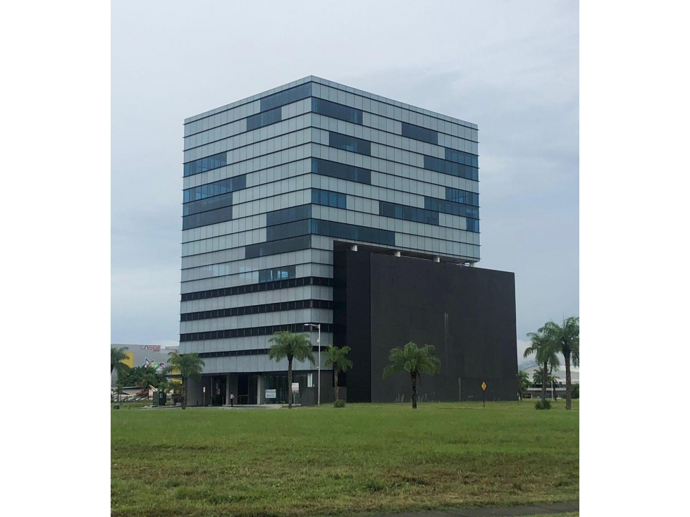 OFICINA DE 95 m2 CON ACABADOS EN SANTA MARIA BUSINESS CENTER 37E