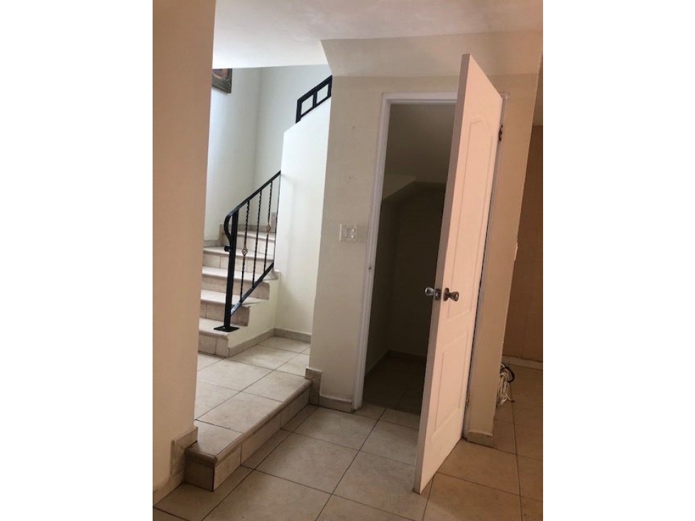 ALQUILER O VENTA DE CASA EN LAS ACACIAS — foto 5