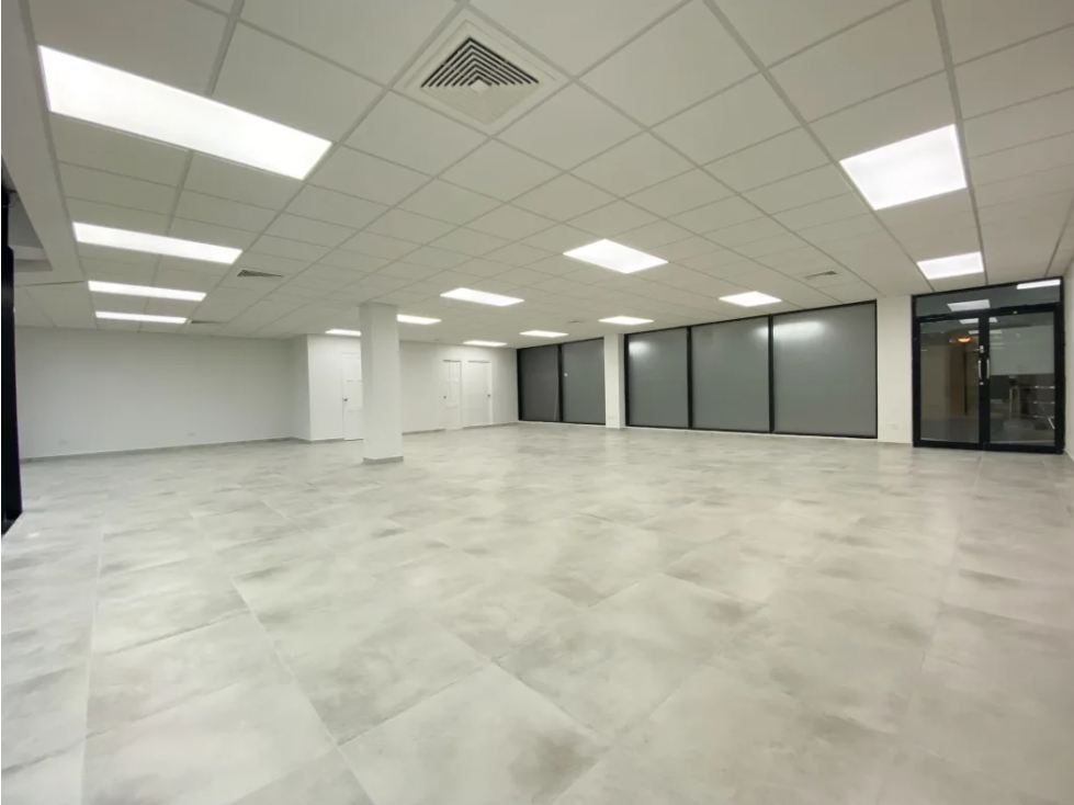 Alquiler de oficina de 140 m2 en Obarrio — foto 2