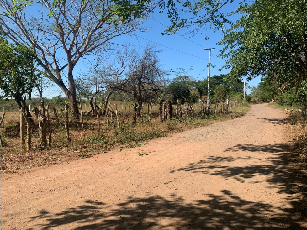 VENTA DE LOTE EN LA ARENA DE CHITRE CON MAS DE 1,000 M2 - 5