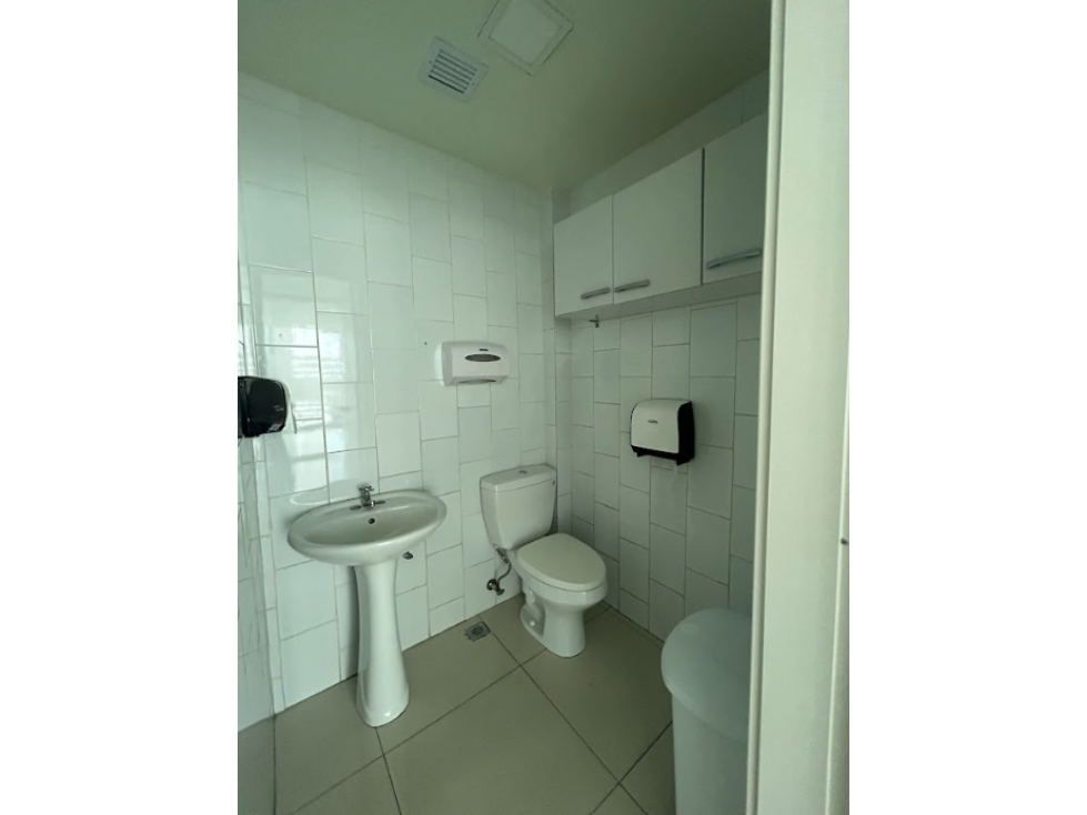 ALQUILER OFICINA TORRE FINANCIAL PARK COSTA DEL ESTE MLD — foto 3