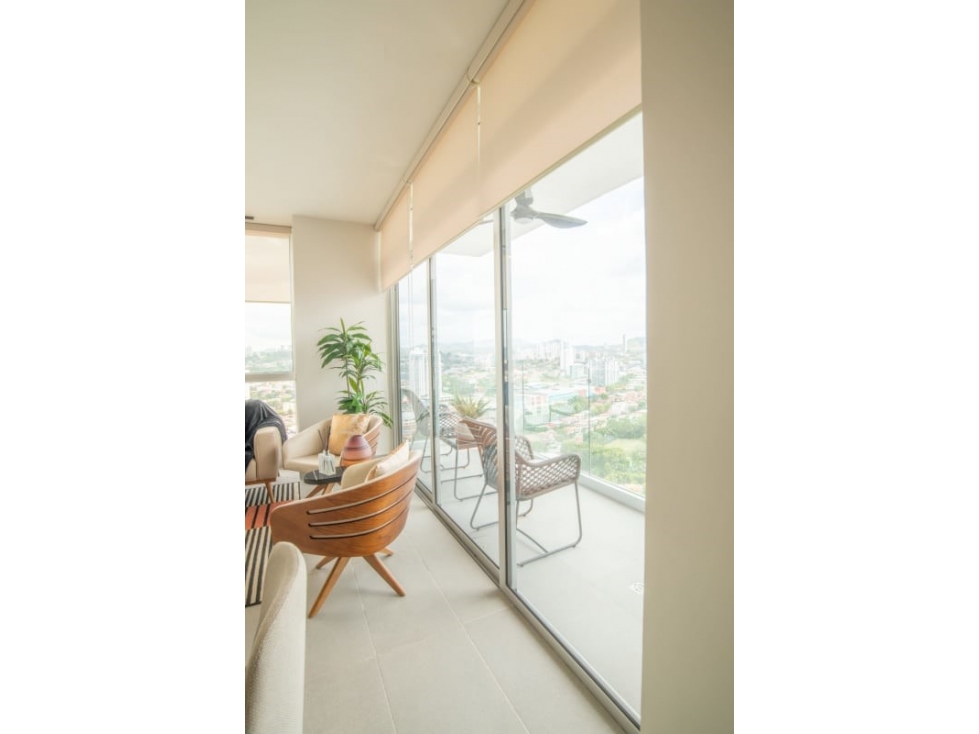 VENTA DE APARTAMENTO EXCLUSIVO EN VÍA ESPAÑA LOMA VISTA TOWER — foto 4