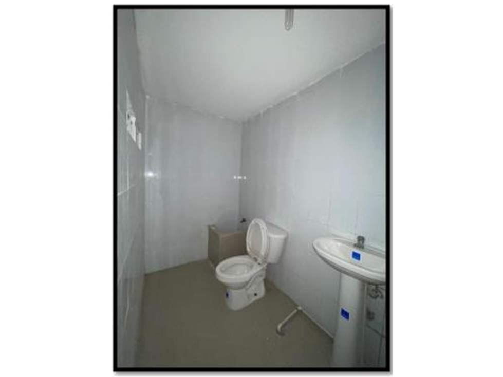 VENTA DE LOCAL EN MEGA MALL NEGOCIABLE - 4