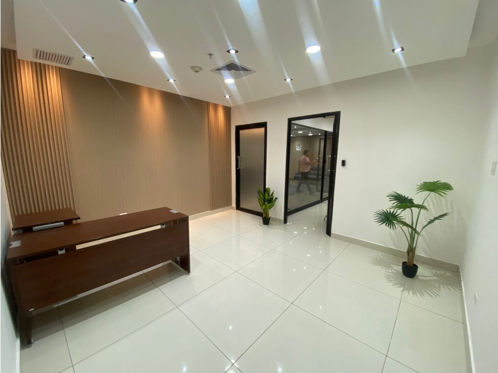 ALQUILER OFICINA CALLE 50 255 M2 TOWER BANK CV — foto 2