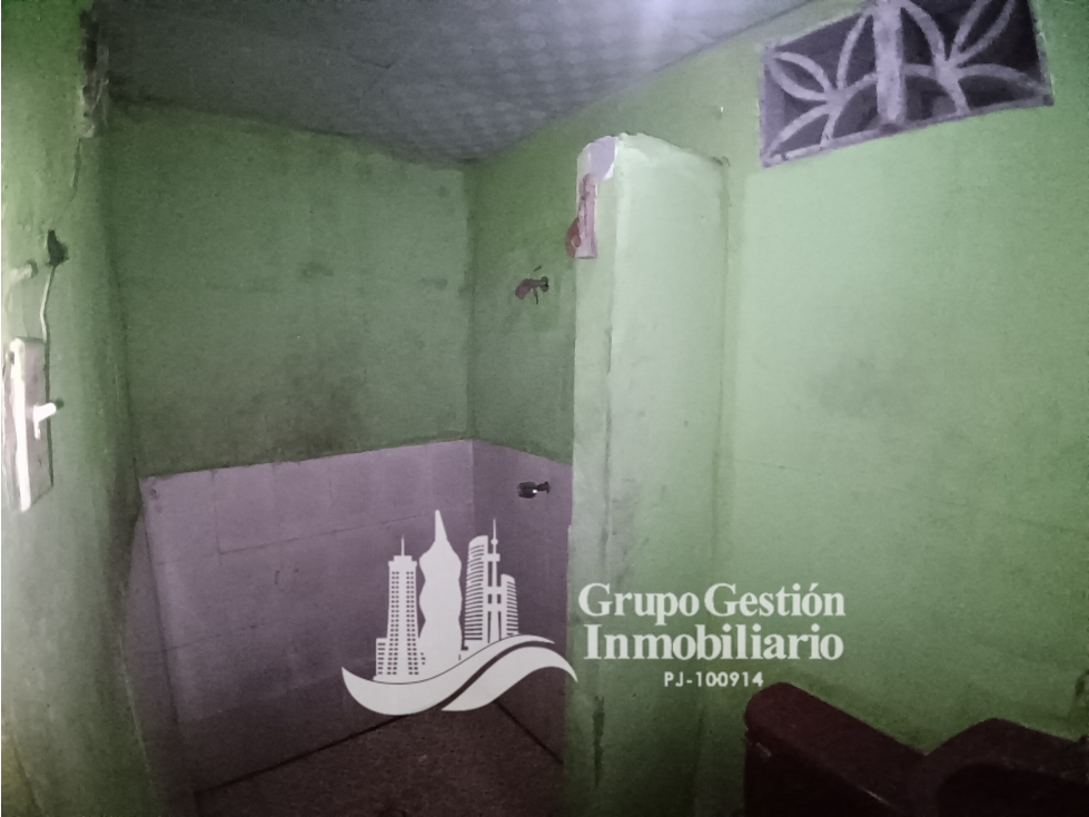Vendo Casa Con cuartos alquiler en Las Lomas, Centrica - 5