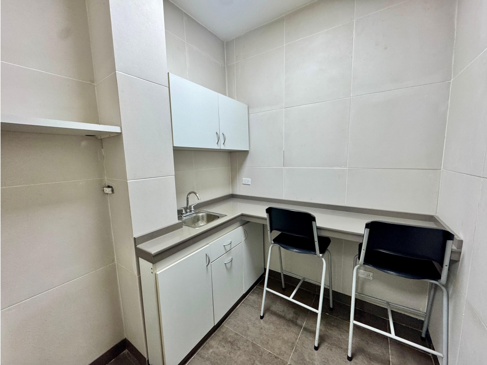 ALQUILER OFICINA CALLE 50 100M2 TORRE OFFICE ONE CV — foto 5