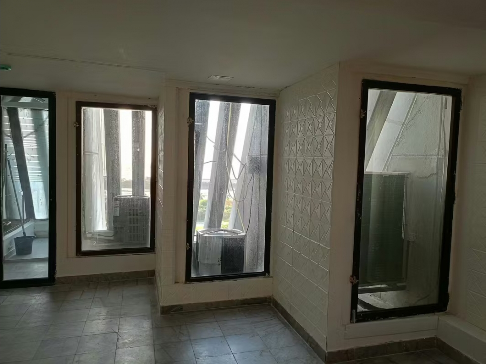 ALQUILER DE OFICINA VISTA AL MAR EN AVENIDA BALBOA TORRE BAC AQ — foto 5