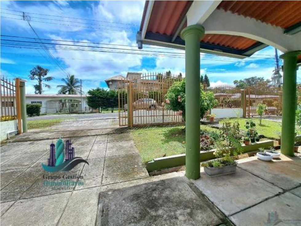 Alquilo elegante casa amoblada en David Federal Mall area — foto 2