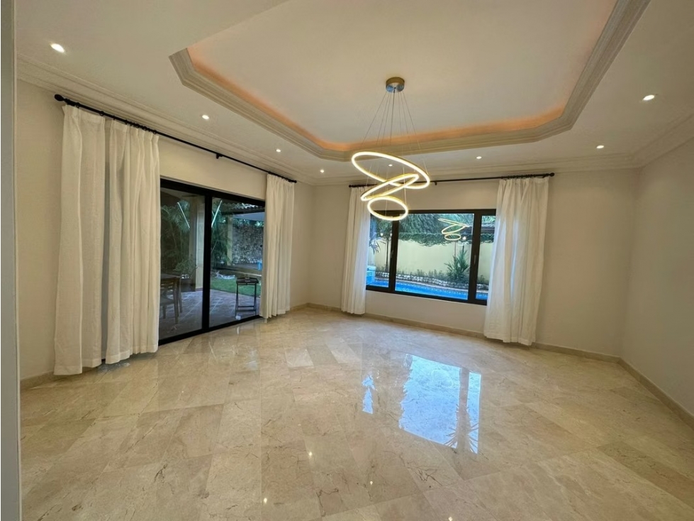 VENTA o alquiler CASA COSTA DEL ESTE PISICNA DISP OCTUBRE ANTIGUA MLD — foto 3